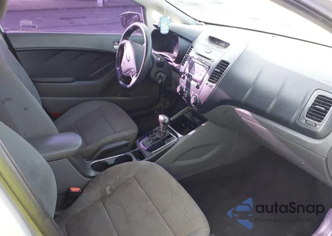 2017 Kia Forte Lx из США, поврежденный, VIN 3KPFL4A76HE142604